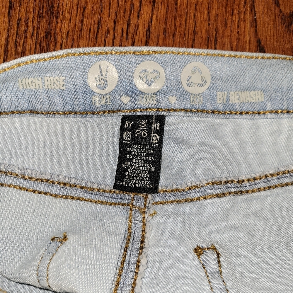 NWT Rewash Size 3 High Rise Distressed Shorts - Picture 4 of 5